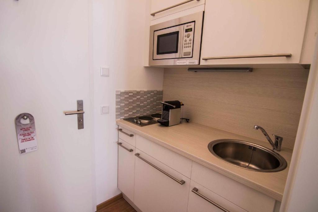 Apartment Helvetia Düsseldorf